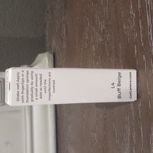 Never been opened Lanera Full Coverage Liquid foundation in Buff Beige